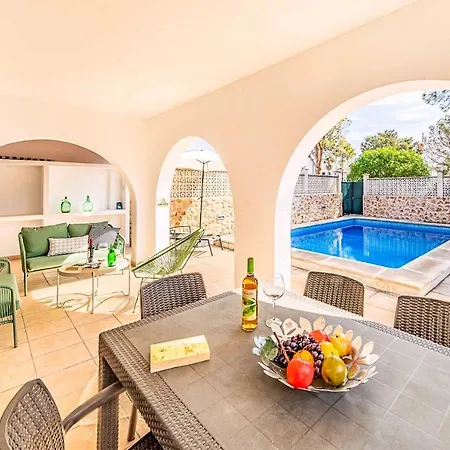 Monsy 1 Villa