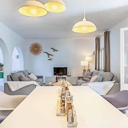 Villa Monsy 1 *